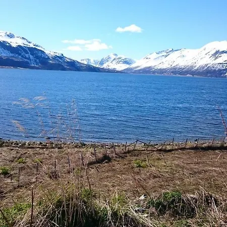 Lyngen Aurora Borealis Feriehus