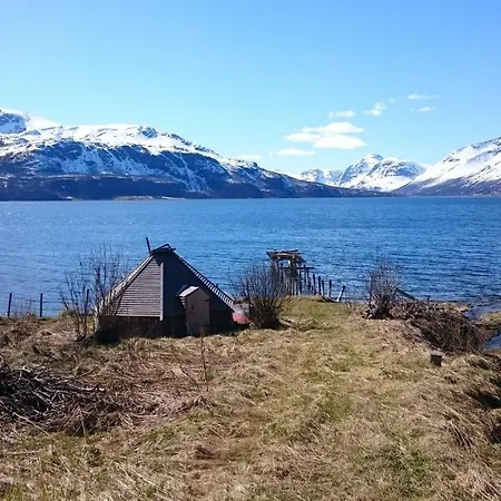 Lyngen Aurora Borealis Feriehus *